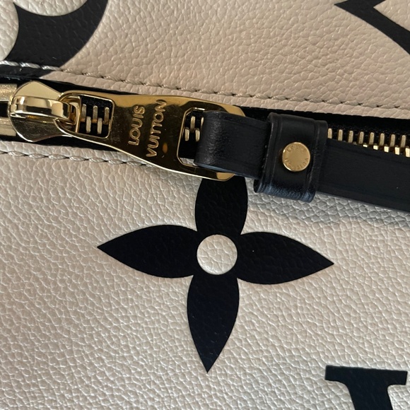 LOUIS VUITTON Pochette Métis Monogram Empreinte Giant Crafty - Limited Edition | - Picture 7 of 11